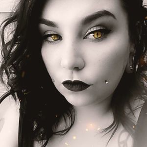 Meet your Posher, Nina